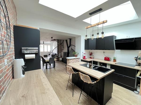 Maison rénovcée - 4 chambres - jardin - 100 m2
