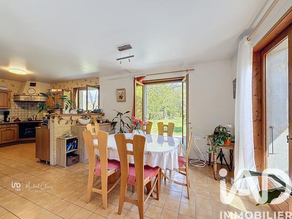 Maison à vendre 5 pièces 120 m² Saint-Pierre-en-Faucigny