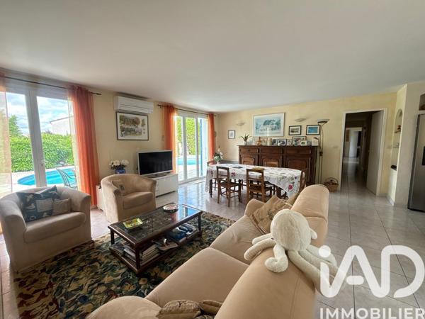 Maison à vendre 6 pièces 198 m² Sauvian