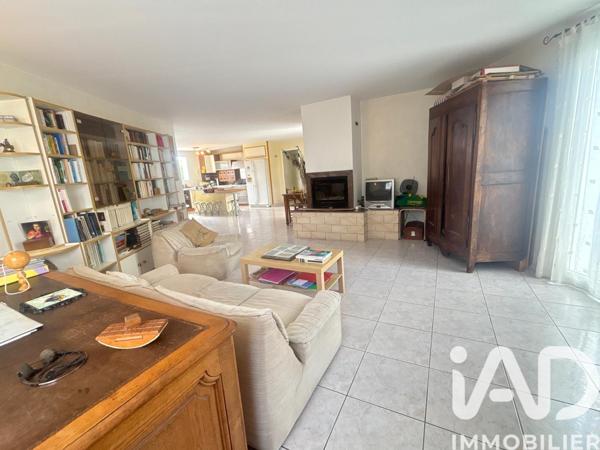 Maison à vendre 6 pièces 198 m² Sauvian