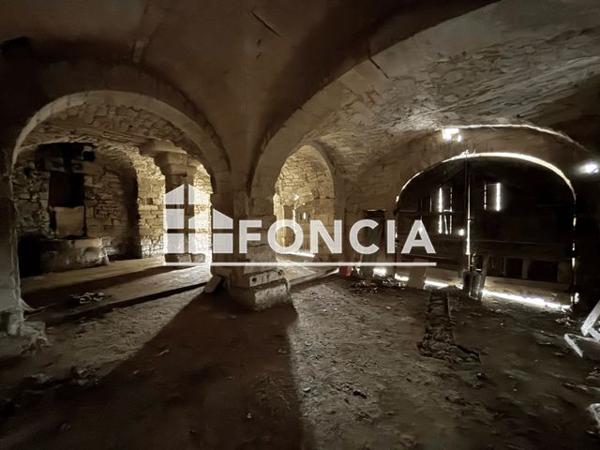 À vendre Maison 6 pièces 370 m² - Sommières 30250