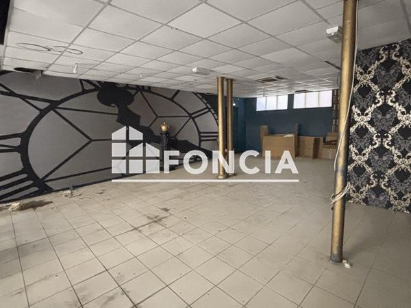 À vendre Maison 6 pièces 370 m² - Sommières 30250