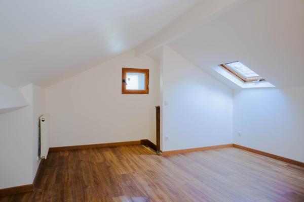 Maison de ville entièrement rénovée