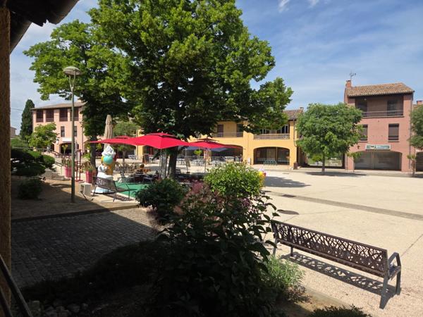 à vendre (30)Dpt Gard (30), MEJANNES LE CLAP local commercial 86m2 environ idéal métiers de bouches sur emplacement N°1