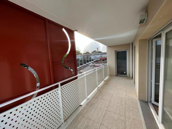 SAINT NAZAIRE - PROCHE PORCE,  
Saint nazaire 44600