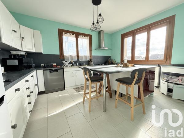 Maison 5 pièces de 113 m² à Bourbon-Lancy (71140)