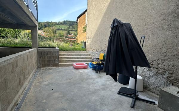 Appartement à vendre    2 pièces • 70 m2 Colombe