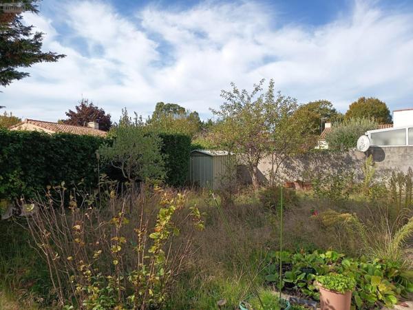 Maison individuelle à vendre à Challans en Vendée (85300), ref : 998/M/2352-85092