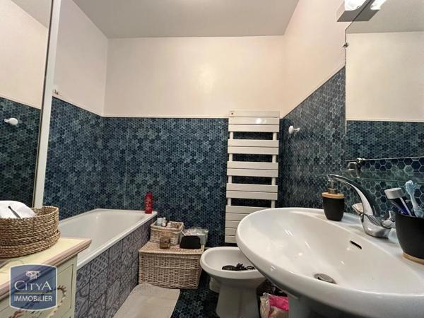 Appartement à louer 1 pièce 32.23m² Cambrai (59400)