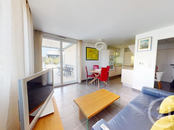 Appartement à vendre  2 pièces - 44,40 m 2   COLOMIERS  - 31