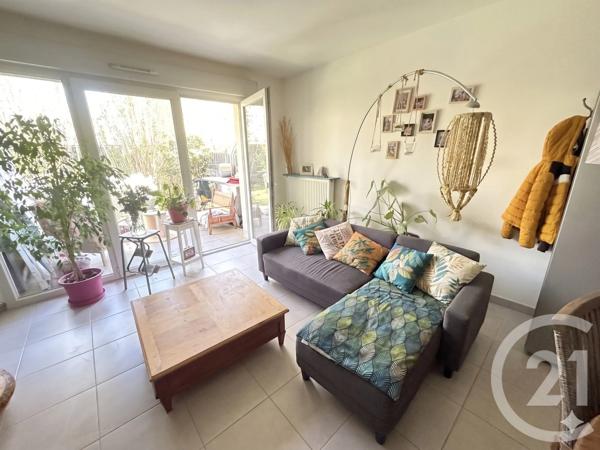 Appartement à vendre  2 pièces - 44,40 m 2   COLOMIERS  - 31