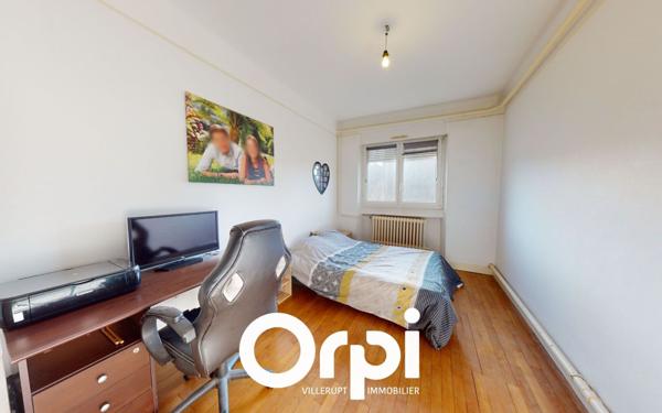 Appartement à louer    3 pièces • 84 m2 Villerupt