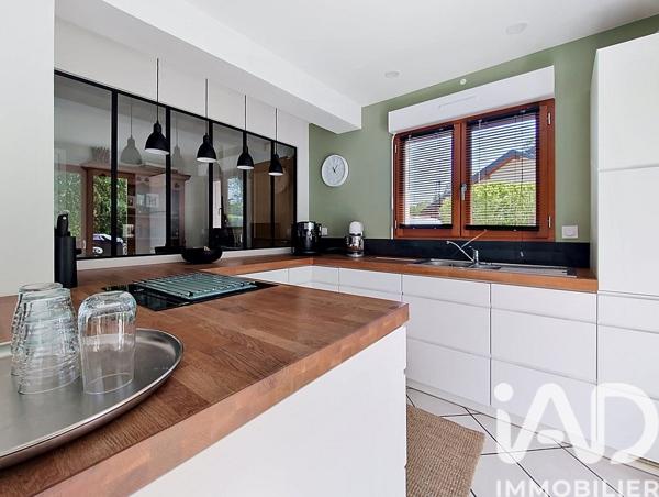 Maison à vendre 7 pièces 187 m² Valleiry