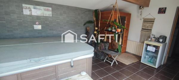 Belle villa, avec 4 chambres d'hôtes, 270m2, 1360m2