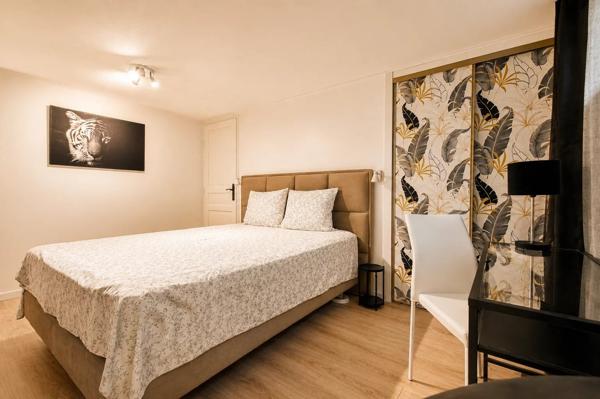 Vente                                                      Maison
                        
                     6 pièces                      150 m2                     à Bourgoin-Jallieu