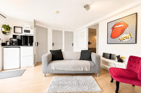 Vente                                                      Maison
                        
                     6 pièces                      150 m2                     à Bourgoin-Jallieu
