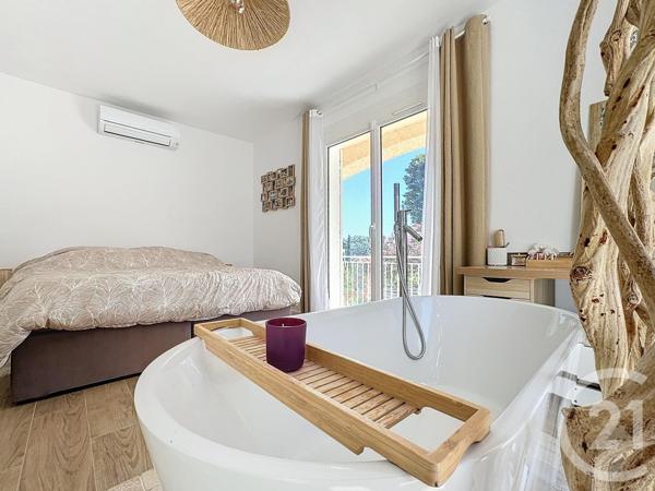 Maison à vendre  8 pièces - 198 m2 AUBAGNE - 13