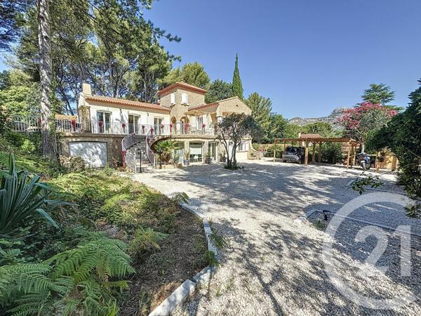 Maison à vendre  8 pièces - 198 m2 AUBAGNE - 13