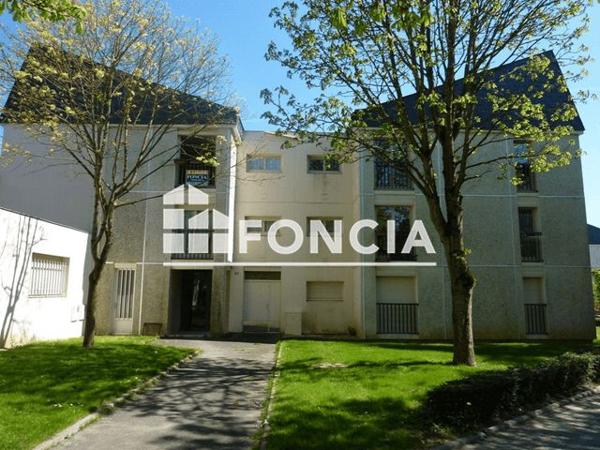 Location Appartement 3 pièces 64.86 m² - 28 AVENUE GENERAL DE GAULLE Avrille 49240