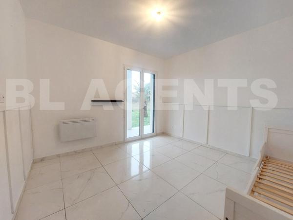 Maison contemporaine de plain-pied à Nègrepelisse