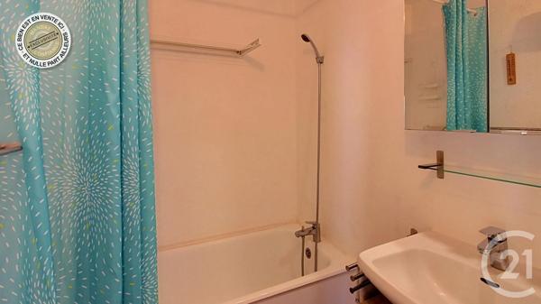 Appartement T2 à vendre  2 pièces - 34,77 m 2   LE BARCARES  - 66