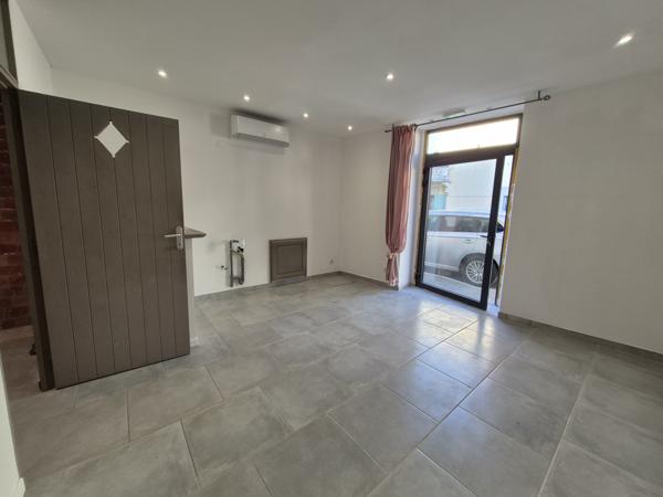 Eyragues (13630) EYRAGUES (13630) - APPARTEMENT 4 PIECES DANS LE VILLAGE