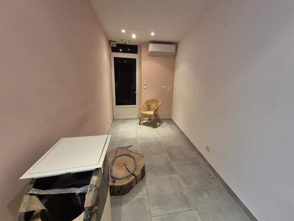 Eyragues (13630) EYRAGUES (13630) - APPARTEMENT 4 PIECES DANS LE VILLAGE