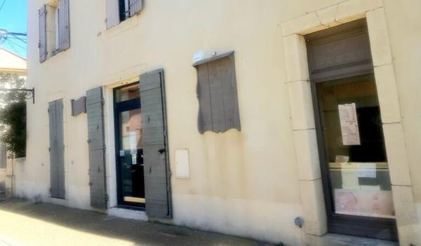 Eyragues (13630) EYRAGUES (13630) - APPARTEMENT 4 PIECES DANS LE VILLAGE