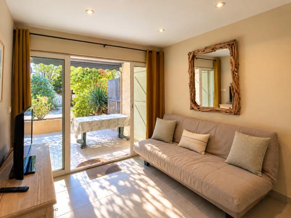 Rez de jardin 2 pièce(s) 1 chambre(s) 28 m²