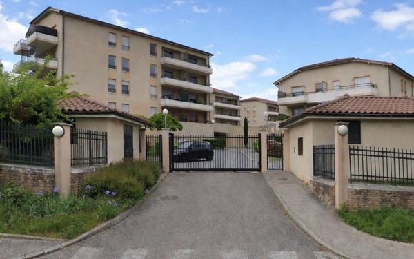 Appartement à vendre    3 pièces •  Villefontaine