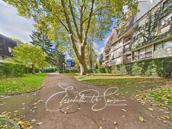 EXCLUSIVITÉ – AU HALAGE / BORDS DE MARNE – LIMITE SAINT-MAUR