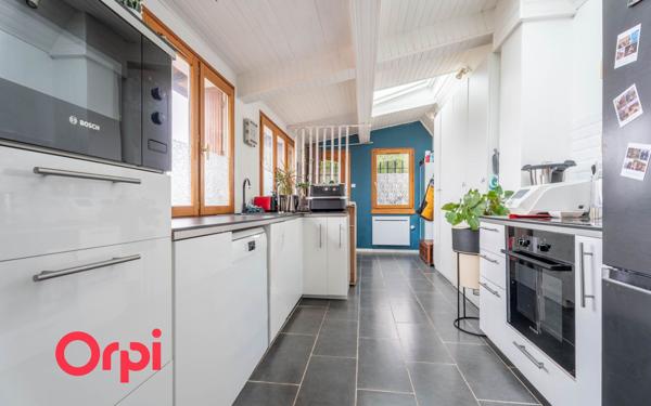 Appartement à vendre    5 pièces • 79 m2 Lentilly