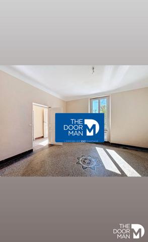 Immeuble - À vendre - 240 m² - LE LAVANDOU | The Door Man