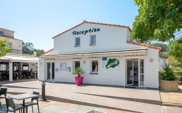 Maison à vendre    2 pièces • 33,66 m2 Mandelieu-la-Napoule