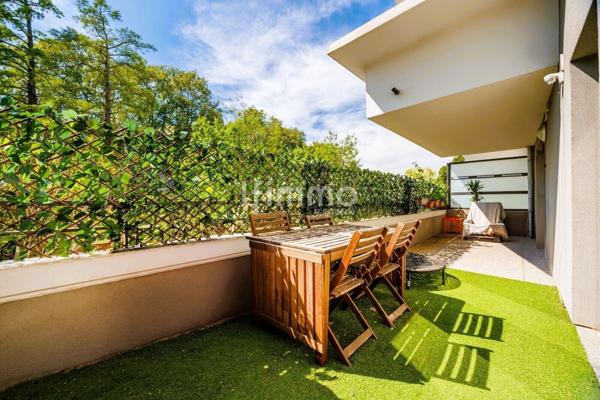Limitrophe 11ème 12ème Marseille / Appartement / Terrasse