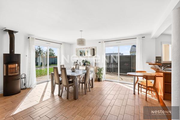 Maison contemporaine 5 chambres, 830m²  de terrain sans vis à vis en impasse au calme!