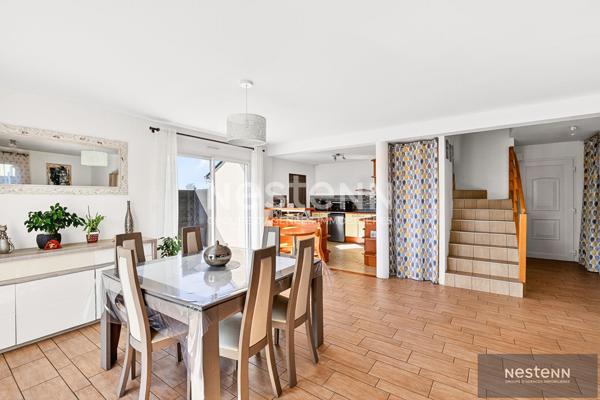 Maison contemporaine 5 chambres, 830m²  de terrain sans vis à vis en impasse au calme!