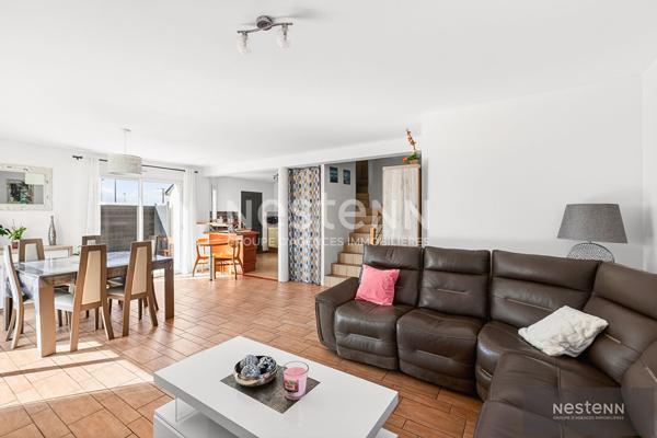 Maison contemporaine 5 chambres, 830m²  de terrain sans vis à vis en impasse au calme!