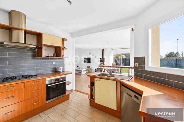 Maison contemporaine 5 chambres, 830m²  de terrain sans vis à vis en impasse au calme!