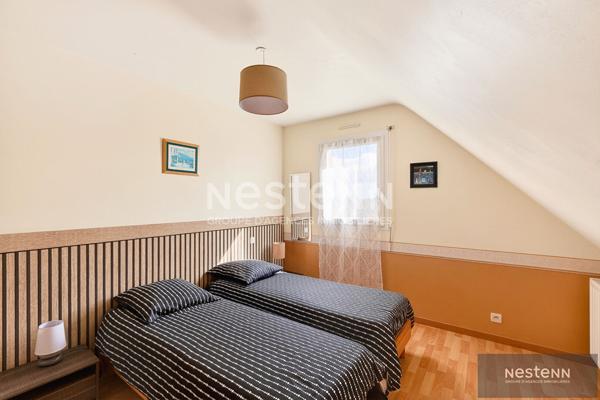 Maison contemporaine 5 chambres, 830m²  de terrain sans vis à vis en impasse au calme!