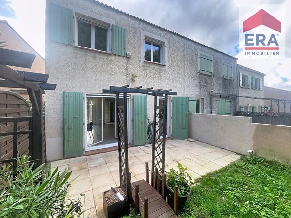 A VENDRE MAISON T4 4 PIECES  TERRASSE JARDIN GARAGE 13015 MARSEILLE LA VISTE
