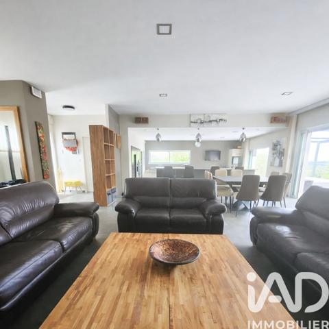 Maison à vendre 7 pièces 250 m² Rochefort-du-Gard