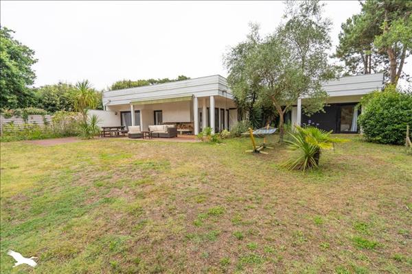 Maison à vendre |  Soulac-sur-Mer |  9 pièces | 247 m²