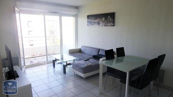 Appartement à louer 2 pièces 36.21m² Pau (64000)
