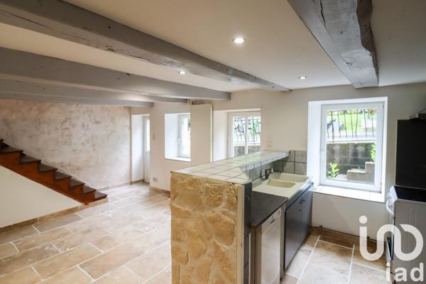 Maison de ville 3 pièces de 71 m² à Ussel (19200)