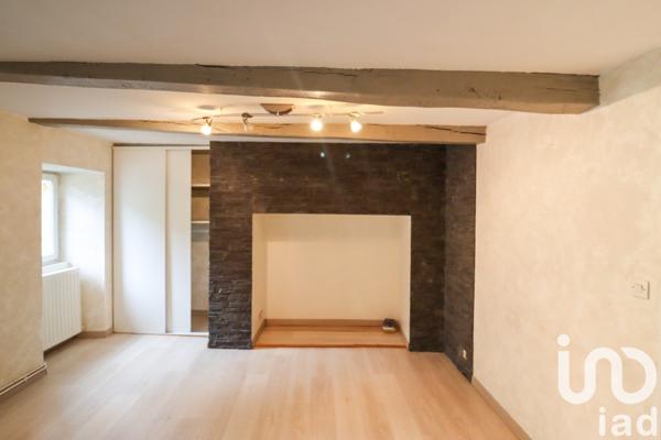 Maison de ville 3 pièces de 71 m² à Ussel (19200)