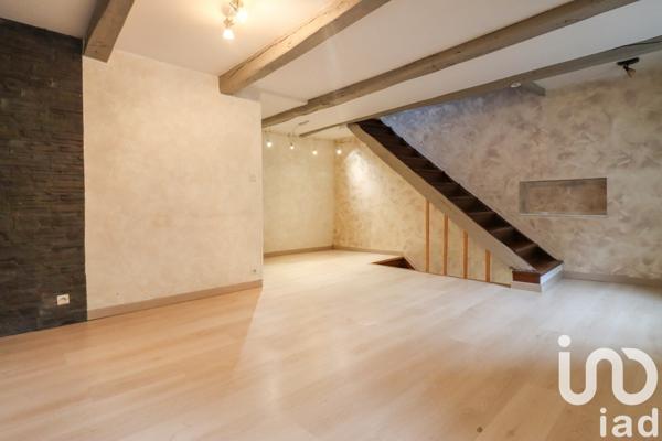 Maison de ville 3 pièces de 71 m² à Ussel (19200)