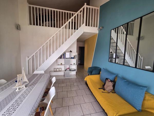 T3 en duplex sur le port de Propriano – Vue marina et golfe Propriano (20110)