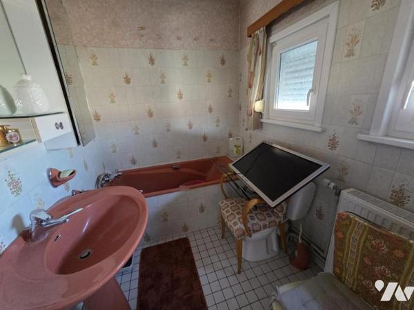 FACHES THUMESNIL - MAISON DE TYPE BATIR AVEC 3 CHAMBRES ET JARDIN - 