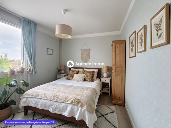 À vendre - Appartement, 6 pièces situé à Tours (37000)